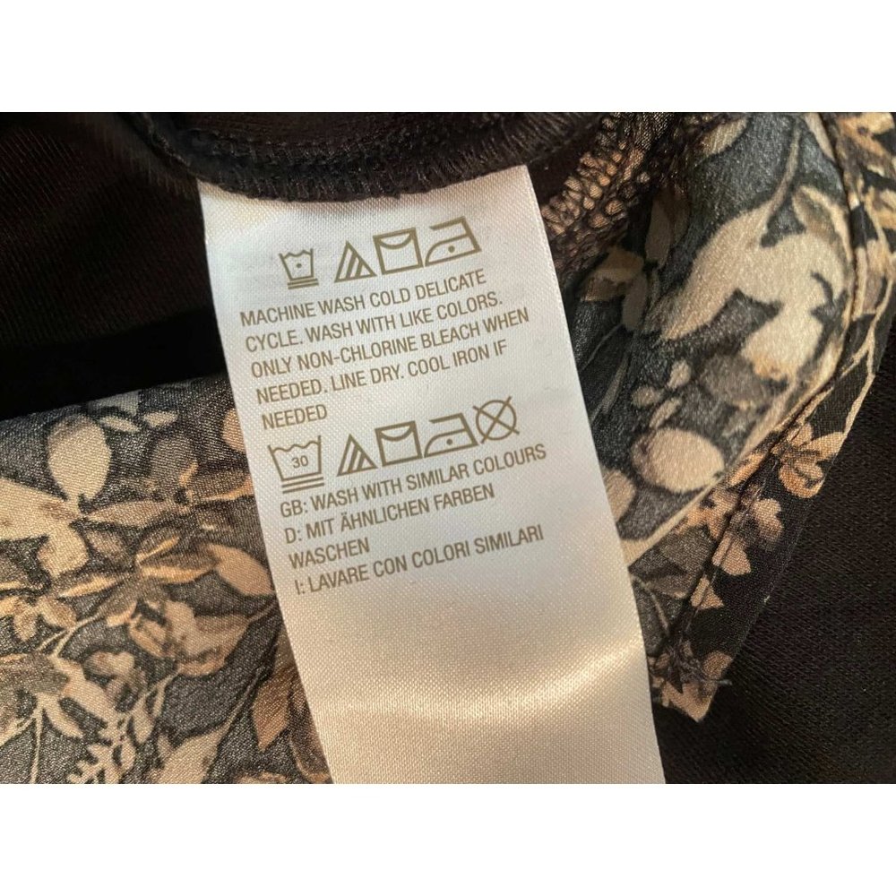 Isaac Mizrahi Live! Mixed Media Collared Vneck Layered Look Top LARGE (313C) - Picture 7 of 7